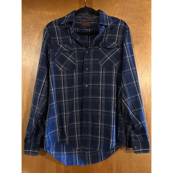 Levi's Plaid Button Up Shirt - Picture 1 of 2
